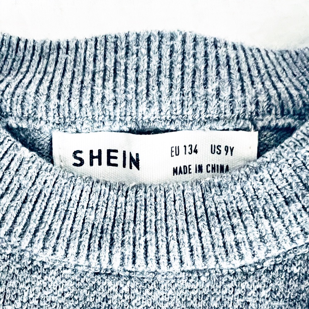 LAST CHANCE!! SHEIN ~ Boys Sweater ~ Size 9 ~RUNS SMALL~ fits more like a 5/6🐅 - Picture 5 of 5